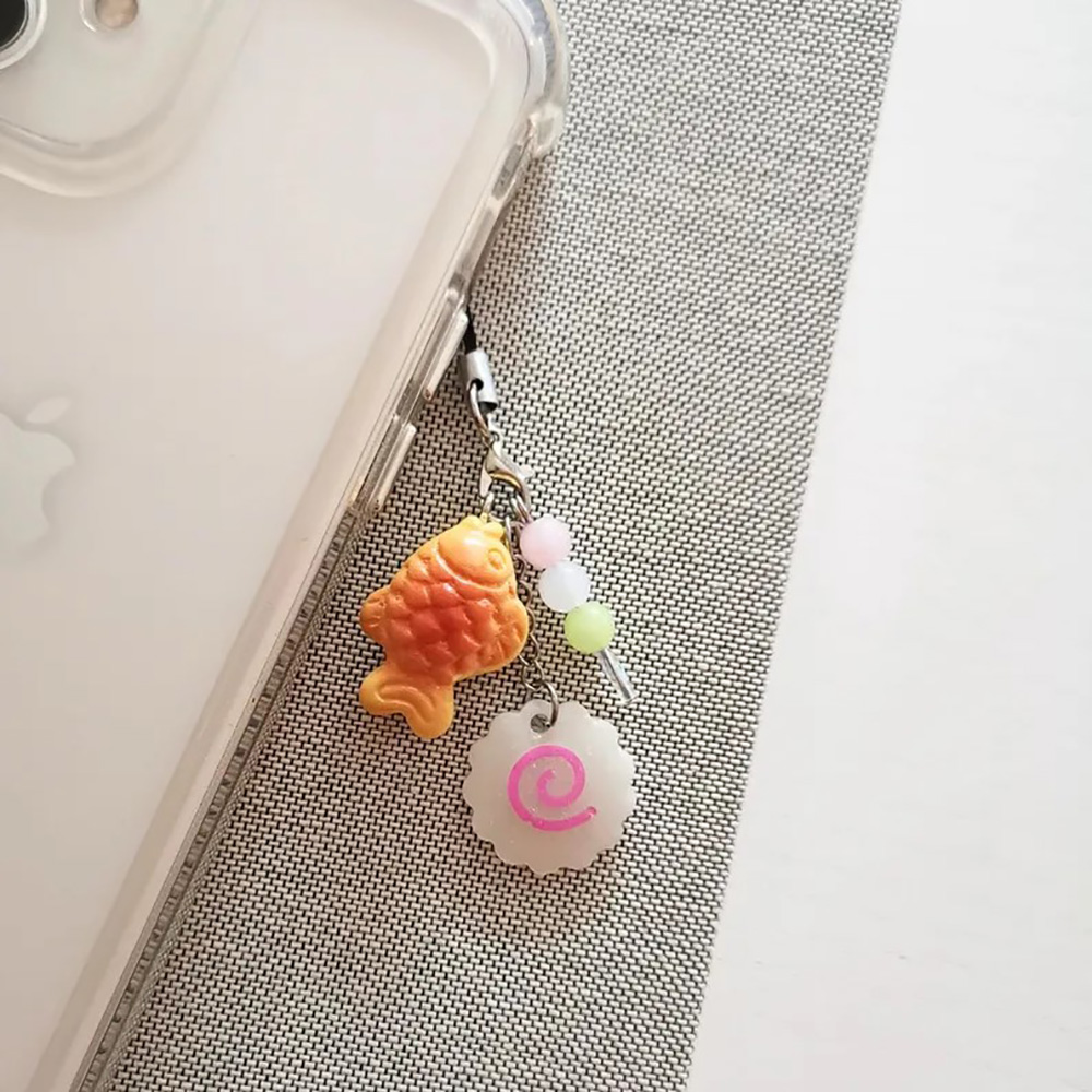 Tteokbokki Rice Cake - かわいい日本の屋台電話ストラップチャームたい焼きナルトまきかまぼこだんごキーホルダーバッグキーリングアクセサリー友人ギフト